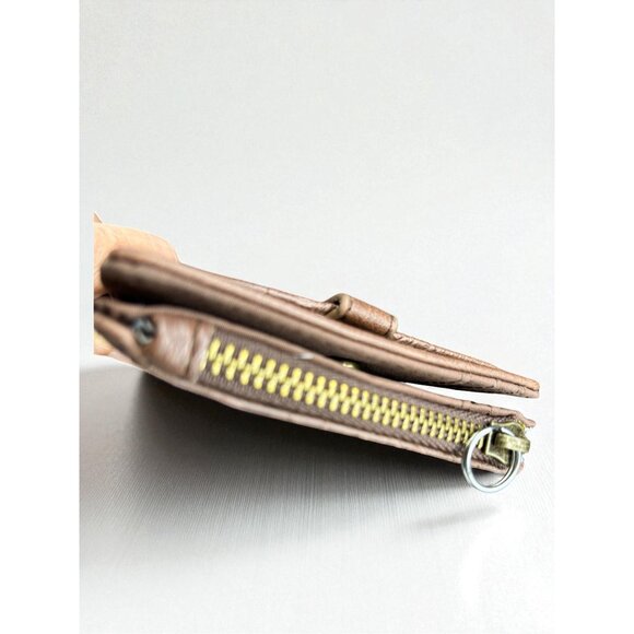 Vintage Time and Tru Women's Julila Mini Wallet Embossed Floral CC Holder Coin - Picture 4 of 5